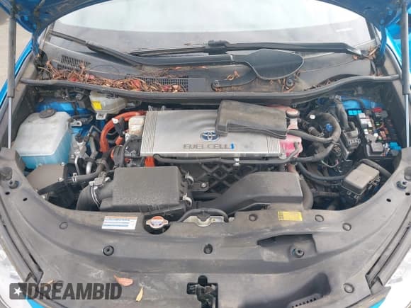 ✅ 2017 Toyota Mirai • VIN: JTDBVRBD1HA003378 • Lot: 43760149. Wystawiony na IAAI z przebiegiem 53 159 mil. Bezpłatny archiwum sprzedaży aukcyjnych z USA i szczegółowy raport historii pojazdu na DreamBid. Zdjęcie 10.