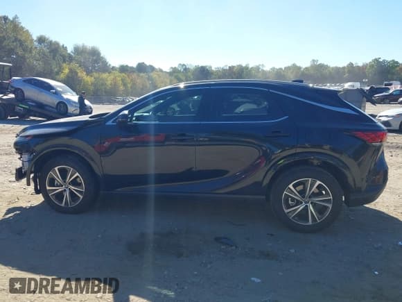 ✅ 2025 Lexus RX 350 Premium Plus • VIN: JTJCHMAA7S2022568 • Лот: 43452805. Опубликован ранее на IAAI с пробегом 9 342 миль. Бесплатный доступ к архиву аукционных продаж из США и подробный отчёт об истории автомобиля на DreamBid. Изображение 15.