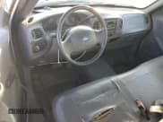 ✅ 2004 Ford F-150 XL • VIN: 2FTRF17264CA03650 • Лот: 73740444. Опубликован ранее на Copart с пробегом 172 889 миль. Бесплатный доступ к архиву аукционных продаж из США и подробный отчёт об истории автомобиля на DreamBid. Изображение 8.