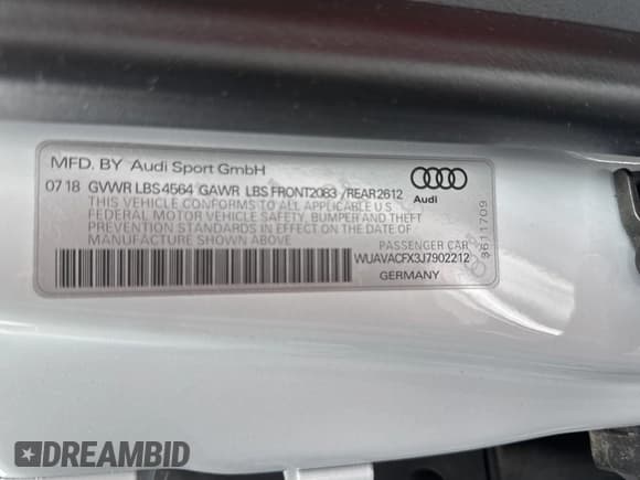 ✅ 2018 Audi R8 • VIN: WUAVACFX3J7902212 • Lot: 58197295. Wystawiony na Copart z przebiegiem 28 854 mil. Bezpłatny archiwum sprzedaży aukcyjnych z USA i szczegółowy raport historii pojazdu na DreamBid. Zdjęcie 10.
