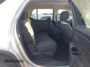 ✅ 2019 Chevrolet Traverse LS • VIN: 1GNERFKW5KJ151629 • Lot: 43704470. Wystawiony na IAAI z przebiegiem 199 609 mil. Bezpłatny archiwum sprzedaży aukcyjnych z USA i szczegółowy raport historii pojazdu na DreamBid. Zdjęcie 8.