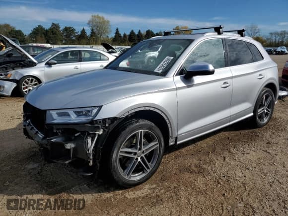 ✅ 2020 Audi SQ5 Premium Plus • VIN: WA1B4BFY0L2098794 • Лот: 90225435. Опубликован ранее на Copart с пробегом 20 309 миль. Бесплатный доступ к архиву аукционных продаж из США и подробный отчёт об истории автомобиля на DreamBid. Изображение 1.
