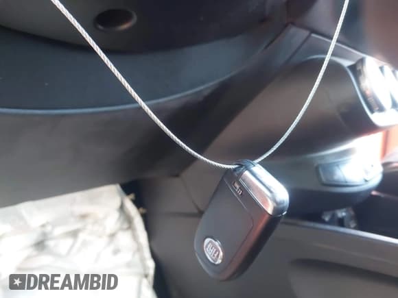 ✅ 2016 FIAT 500X Lounge • VIN: ZFBCFXDTXGP367081 • Lot: 43734253. Wystawiony na IAAI z przebiegiem 213 861 mil. Bezpłatny archiwum sprzedaży aukcyjnych z USA i szczegółowy raport historii pojazdu na DreamBid. Zdjęcie 11.