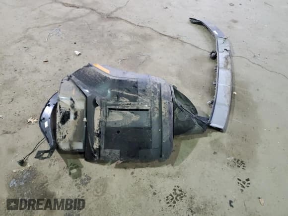 ✅ 2024 Hyundai Santa Fe SE • VIN: 5NMP1DGL1RH046470 • Lot: 50914425. Listed on Copart with 13,974 mi. Free auction sales archive from the USA and detailed vehicle history report at DreamBid. Image 13.