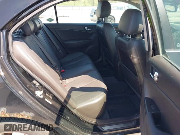 ✅ 2010 Hyundai Sonata Limited • VIN: 5NPEU4AC1AH638613 • Лот: 42973682. Опубликован ранее на IAAI с пробегом 188 875 миль. Бесплатный доступ к архиву аукционных продаж из США и подробный отчёт об истории автомобиля на DreamBid. Изображение 8.