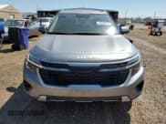 ✅ 2024 Kia Seltos S • VIN: KNDEUCAA9R7585989 • Лот: 69428815. Опубликован ранее на Copart с пробегом 41 122 миль. Бесплатный доступ к архиву аукционных продаж из США и подробный отчёт об истории автомобиля на DreamBid. Изображение 5.