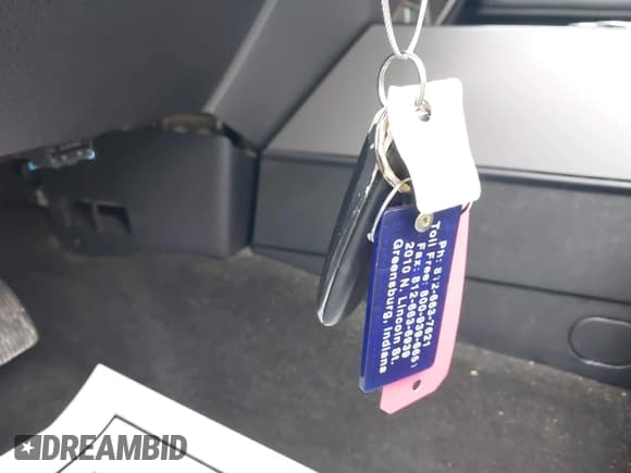 ✅ 2015 Ford Expedition Max Platinum • VIN: 1FMJK1MT9FEF18642 • Lot: 41585741. Listed on IAAI with 134,911 mi. Free auction sales archive from the USA and detailed vehicle history report at DreamBid. Image 11.