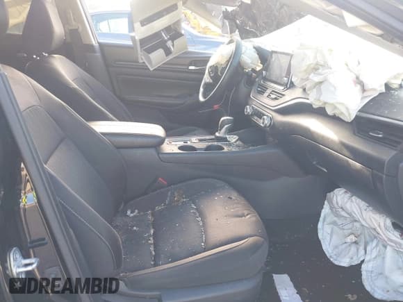 ✅ 2020 Nissan Altima S • VIN: 1N4BL4BW9LC250628 • Lot: 43000096. Wystawiony na IAAI z przebiegiem 74 845 mil. Bezpłatny archiwum sprzedaży aukcyjnych z USA i szczegółowy raport historii pojazdu na DreamBid. Zdjęcie 5.