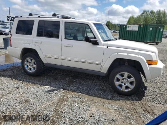 ✅ 2006 Jeep Commander Limited • VIN: 1J8HG58276C199081 • Lot: 65040944. Wystawiony na Copart z przebiegiem 220 377 mil. Bezpłatny archiwum sprzedaży aukcyjnych z USA i szczegółowy raport historii pojazdu na DreamBid. Zdjęcie 4.