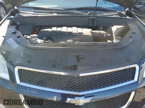 ✅ 2012 Chevrolet Traverse LS • VIN: 1GNKVFED7CJ298531 • Lot: 89525705. Wystawiony na Copart z przebiegiem 130 447 mil. Bezpłatny archiwum sprzedaży aukcyjnych z USA i szczegółowy raport historii pojazdu na DreamBid. Zdjęcie 12.