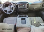 ✅ 2019 Chevrolet Silverado 2500HD Work Truck • VIN: 2GC2KREG9K1185492 • Лот: 81143915. Опубликован ранее на Copart с пробегом 124 233 миль. Бесплатный доступ к архиву аукционных продаж из США и подробный отчёт об истории автомобиля на DreamBid. Изображение 8.