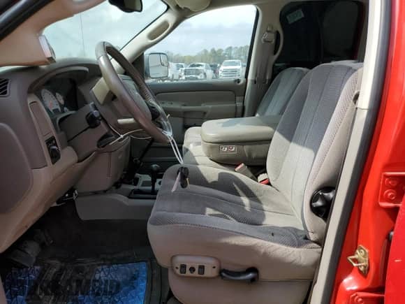 2005 Dodge 3500 SLT z VIN 3D7MS48C25G862565, wystawiony jako Copart lot #44969784 z przebiegiem 115 966 mil mil oraz Szkoda całkowita • Salvage title. Historia ofert i sprzedaży dostępna na DreamBid. Obrazek 7.