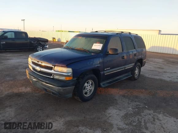✅ 2003 Chevrolet Tahoe LS • VIN: 1GNEC13V43R297842 • Lot: 41653912. Listed on IAAI with 181,955 mi. Free auction sales archive from the USA and detailed vehicle history report at DreamBid. Image 2.