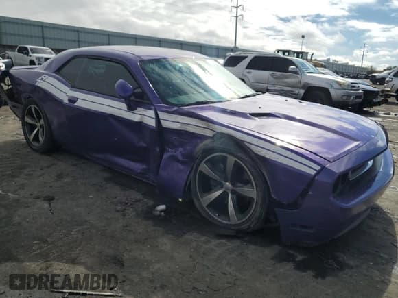 ✅ 2013 Dodge Challenger R/T • VIN: 2C3CDYBT5DH671726 • Lot: 80136804. Wystawiony na Copart z przebiegiem 133 098 mil. Bezpłatny archiwum sprzedaży aukcyjnych z USA i szczegółowy raport historii pojazdu na DreamBid. Zdjęcie 4.