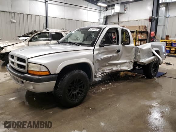 ✅ 2003 Dodge Dakota Sport • VIN: 1D7GL32N13S239085 • Lot: 47309135. Wystawiony na Copart z przebiegiem 65 836 mil. Bezpłatny archiwum sprzedaży aukcyjnych z USA i szczegółowy raport historii pojazdu na DreamBid. Zdjęcie 1.