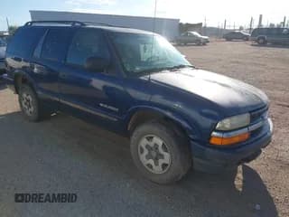 ✅ 2002 Chevrolet Blazer LS • VIN: 1GNDT13W82K101185 • Lot: 43332635. Wystawiony na IAAI z przebiegiem 130 604 mil. Bezpłatny archiwum sprzedaży aukcyjnych z USA i szczegółowy raport historii pojazdu na DreamBid. Zdjęcie 1.