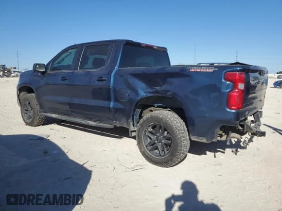 ✅ 2023 Chevrolet Silverado 1500 LT Trail Boss • VIN: 3GCUDFE86PG105669 • Lot: 86084714. Wystawiony na Copart z przebiegiem 59 361 mil. Bezpłatny archiwum sprzedaży aukcyjnych z USA i szczegółowy raport historii pojazdu na DreamBid. Zdjęcie 2.