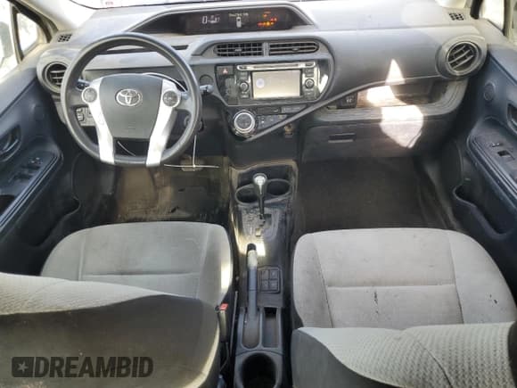 ✅ 2016 Toyota Prius One • VIN: JTDKDTB34G1116134 • Лот: 93095705. Опубликован ранее на Copart с пробегом 171 553 миль. Бесплатный доступ к архиву аукционных продаж из США и подробный отчёт об истории автомобиля на DreamBid. Изображение 8.