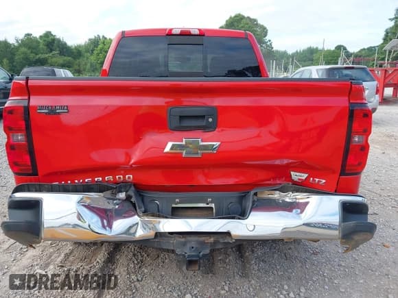 ✅ 2014 Chevrolet Silverado 1500 LTZ • VIN: 3GCPCSEC8EG219859 • Lot: 42436890. Wystawiony na IAAI z przebiegiem 246 462 mil. Bezpłatny archiwum sprzedaży aukcyjnych z USA i szczegółowy raport historii pojazdu na DreamBid. Zdjęcie 6.