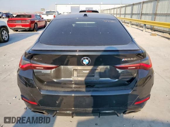 ✅ 2022 BMW 4 Series M440i xDrive • VIN: WBA13AW00NFM45784 • Lot: 80872155. Listed on Copart with 23,333 mi. Free auction sales archive from the USA and detailed vehicle history report at DreamBid. Image 6.