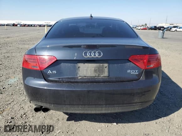 ✅ 2013 Audi A5 Premium • VIN: WAUCFAFR8DA072049 • Lot: 81745385. Wystawiony na Copart z przebiegiem 69 422 mil. Bezpłatny archiwum sprzedaży aukcyjnych z USA i szczegółowy raport historii pojazdu na DreamBid. Zdjęcie 6.