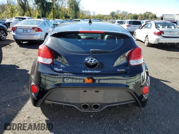 2016 Hyundai Veloster Turbo with VIN KMHTC6AE2GU302101, listed as a Copart auction lot 85471015 with 61,638 mi miles and Salvage title. Bid and sale history available at DreamBid. Image 6.