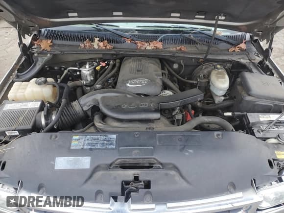 ✅ 2003 Chevrolet Suburban LT • VIN: 3GNFK16TX3G234603 • Лот: 88695955. Опубликован ранее на Copart с пробегом 143 745 миль. Бесплатный доступ к архиву аукционных продаж из США и подробный отчёт об истории автомобиля на DreamBid. Изображение 11.