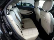 ✅ 2024 Buick Encore GX Avenir • VIN: KL4AMGSL1RB022738 • Lot: 72033575. Wystawiony na Copart z przebiegiem 16 142 mil. Bezpłatny archiwum sprzedaży aukcyjnych z USA i szczegółowy raport historii pojazdu na DreamBid. Zdjęcie 10.