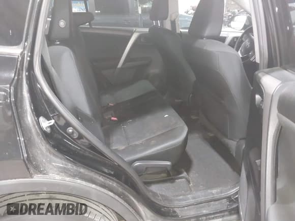 ✅ 2017 Toyota RAV4 LE • VIN: 2T3BFREV7HW623641 • Lot: 43877856. Listed on IAAI with 212,996 mi. Free auction sales archive from the USA and detailed vehicle history report at DreamBid. Image 8.