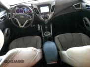 ✅ 2012 Hyundai Veloster w/Gray Int • VIN: KMHTC6AD5CU079571 • Lot: 47232525. Wystawiony na Copart z przebiegiem 160 933 mil. Bezpłatny archiwum sprzedaży aukcyjnych z USA i szczegółowy raport historii pojazdu na DreamBid. Zdjęcie 8.