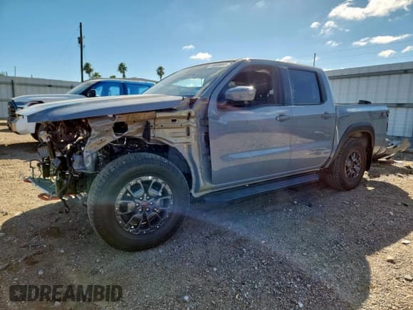 ✅ 2024 Nissan Frontier Pro-X • VIN: 1N6ED1EJ0RN674759 • Lot: 90909865. Listed on Copart with 5,392 mi. Free auction sales archive from the USA and detailed vehicle history report at DreamBid. Image 1.
