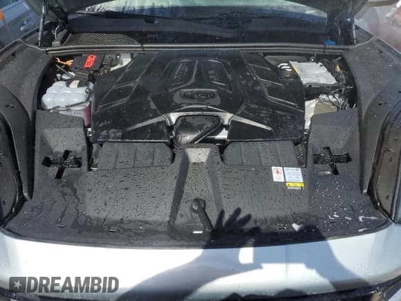 ✅ 2024 Porsche Cayenne • VIN: WP1BA2AY0RDA49063 • Lot: 76629964. Listed on Copart with Not provided. Free auction sales archive from the USA and detailed vehicle history report at DreamBid. Image 12.