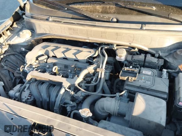 ✅ 2022 Hyundai Venue SE • VIN: KMHRB8A32NU186225 • Lot: 41352090. Wystawiony na IAAI z przebiegiem 43 767 mil. Bezpłatny archiwum sprzedaży aukcyjnych z USA i szczegółowy raport historii pojazdu na DreamBid. Zdjęcie 10.