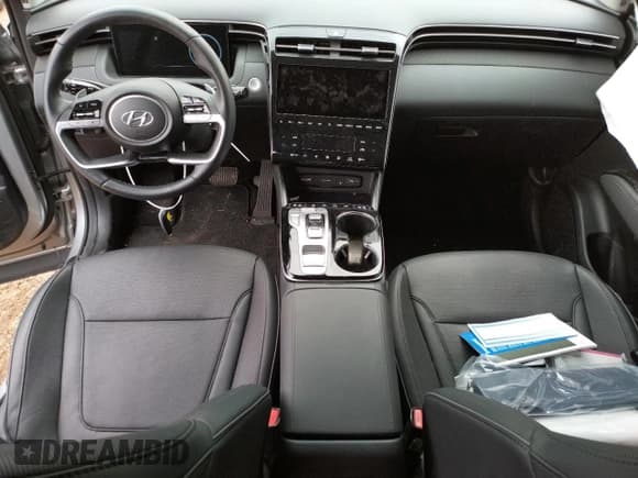 ✅ 2022 Hyundai Tucson Limited • VIN: 5NMJECAE1NH102044 • Lot: 43449193. Wystawiony na Copart z przebiegiem 6 132 mil. Bezpłatny archiwum sprzedaży aukcyjnych z USA i szczegółowy raport historii pojazdu na DreamBid. Zdjęcie 8.