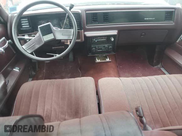 ✅ 1986 Chevrolet El Camino • VIN: 3GCCW80Z0GS918889 • Лот: 72606654. Опубликован ранее на Copart с пробегом 71 067 миль. Бесплатный доступ к архиву аукционных продаж из США и подробный отчёт об истории автомобиля на DreamBid. Изображение 8.
