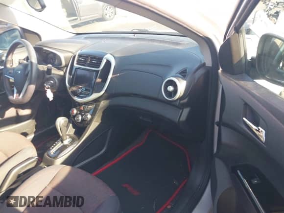 2020 Chevrolet Sonic LT с VIN 1G1JD6SB9L4101294, выставлен на аукционе IAAI как лот 42994625 с пробегом 37 083 миль миль и . История ставок и продаж доступна на DreamBid. Изображение 5.