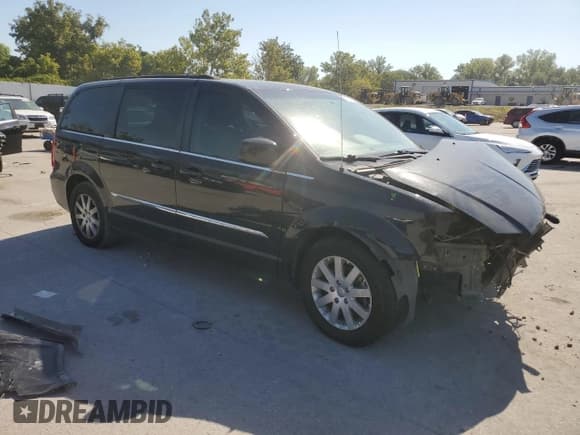 ✅ 2016 Chrysler Town & Country Touring • VIN: 2C4RC1BGXGR301180 • Lot: 80942375. Wystawiony na Copart z przebiegiem Nie podano. Bezpłatny archiwum sprzedaży aukcyjnych z USA i szczegółowy raport historii pojazdu na DreamBid. Zdjęcie 4.