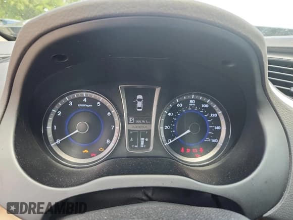 ✅ 2012 Hyundai Azera • VIN: KMHFH4JG9CA165917 • Лот: 68463545. Опубликован ранее на Copart с пробегом 144 751 миль. Бесплатный доступ к архиву аукционных продаж из США и подробный отчёт об истории автомобиля на DreamBid. Изображение 9.