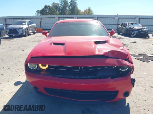 ✅ 2018 Dodge Challenger SXT Plus • VIN: 2C3CDZAG9JH314622 • Lot: 43451590. Wystawiony na IAAI z przebiegiem 152 538 mil. Bezpłatny archiwum sprzedaży aukcyjnych z USA i szczegółowy raport historii pojazdu na DreamBid. Zdjęcie 12.