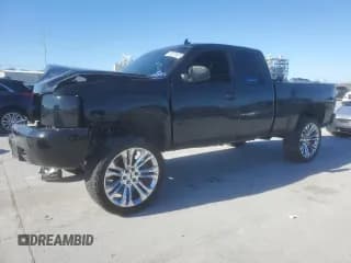 ✅ 2009 Chevrolet Silverado 1500 LT • VIN: 2GCEC29C891115050 • Lot: 45927625. Wystawiony na Copart z przebiegiem Nie podano. Bezpłatny archiwum sprzedaży aukcyjnych z USA i szczegółowy raport historii pojazdu na DreamBid. Zdjęcie 1.