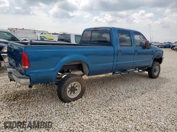 ✅ 2003 Ford F-250 XL • VIN: 1FTNW21S33EB42480 • Lot: 68396645. Wystawiony na Copart z przebiegiem 136 290 mil. Bezpłatny archiwum sprzedaży aukcyjnych z USA i szczegółowy raport historii pojazdu na DreamBid. Zdjęcie 3.