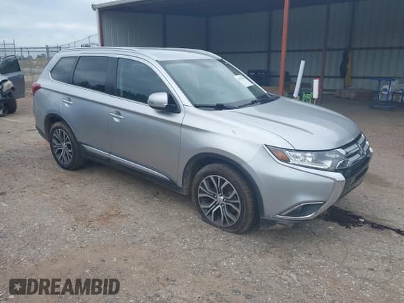✅ 2018 Mitsubishi Outlander SE • VIN: JA4AD3A35JZ007942 • Lot: 42275943. Wystawiony na IAAI z przebiegiem 167 550 mil. Bezpłatny archiwum sprzedaży aukcyjnych z USA i szczegółowy raport historii pojazdu na DreamBid. Zdjęcie 1.