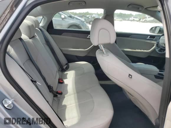 2017 Hyundai Sonata SE with VIN 5NPE24AF8HH589839, listed as a Copart auction lot 81138105 with 105,933 mi miles and Salvage title. Bid and sale history available at DreamBid. Image 10.