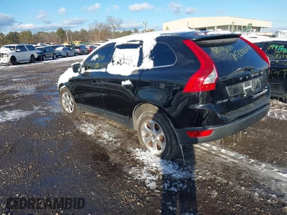 ✅ 2013 Volvo XC60 3.2L • VIN: YV4940DZ5D2426455 • Lot: 41383744. Listed on IAAI with Not provided. Free auction sales archive from the USA and detailed vehicle history report at DreamBid. Image 3.