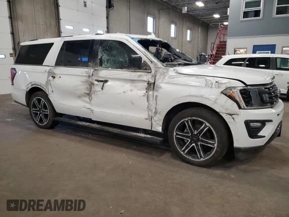 ✅ 2020 Ford Expedition Max Limited • VIN: 1FMJK2AT2LEA18764 • Lot: 65625405. Wystawiony na Copart z przebiegiem 93 155 mil. Bezpłatny archiwum sprzedaży aukcyjnych z USA i szczegółowy raport historii pojazdu na DreamBid. Zdjęcie 4.