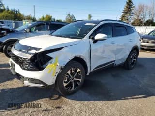 ✅ 2025 Kia Sportage EX • VIN: KNDPVCDF5S7367714 • Лот: 71678645. Опубликован ранее на Copart с пробегом 5 463 миль. Бесплатный доступ к архиву аукционных продаж из США и подробный отчёт об истории автомобиля на DreamBid. Изображение 1.