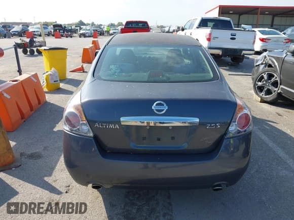 ✅ 2010 Nissan Altima S • VIN: 1N4AL2AP0AN465035 • Лот: 43445960. Опубликован ранее на IAAI с пробегом 125 153 миль. Бесплатный доступ к архиву аукционных продаж из США и подробный отчёт об истории автомобиля на DreamBid. Изображение 16.