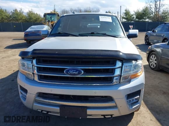 ✅ 2015 Ford Expedition Max Limited • VIN: 1FMJK2ATXFEF18188 • Lot: 41898230. Listed on IAAI with 120,000 mi. Free auction sales archive from the USA and detailed vehicle history report at DreamBid. Image 12.