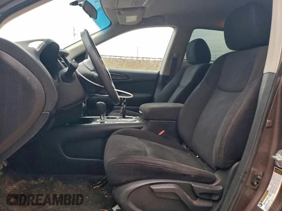 ✅ 2016 Nissan Pathfinder Platinum • VIN: 5N1AR2MN5GC600688 • Lot: 94562175. Wystawiony na Copart z przebiegiem 99 108 mil. Bezpłatny archiwum sprzedaży aukcyjnych z USA i szczegółowy raport historii pojazdu na DreamBid. Zdjęcie 7.