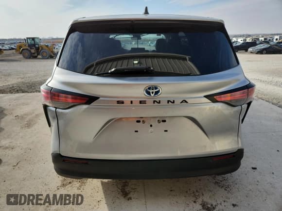 ✅ 2021 Toyota Sienna LE • VIN: 5TDKSKFC0MS036791 • Lot: 93126565. Listed on Copart with 248,708 mi. Free auction sales archive from the USA and detailed vehicle history report at DreamBid. Image 6.